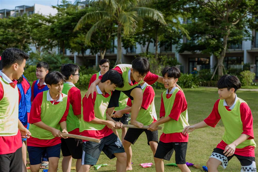 Làm quen với bạn bè cũng là một cách yêu thương chính mình